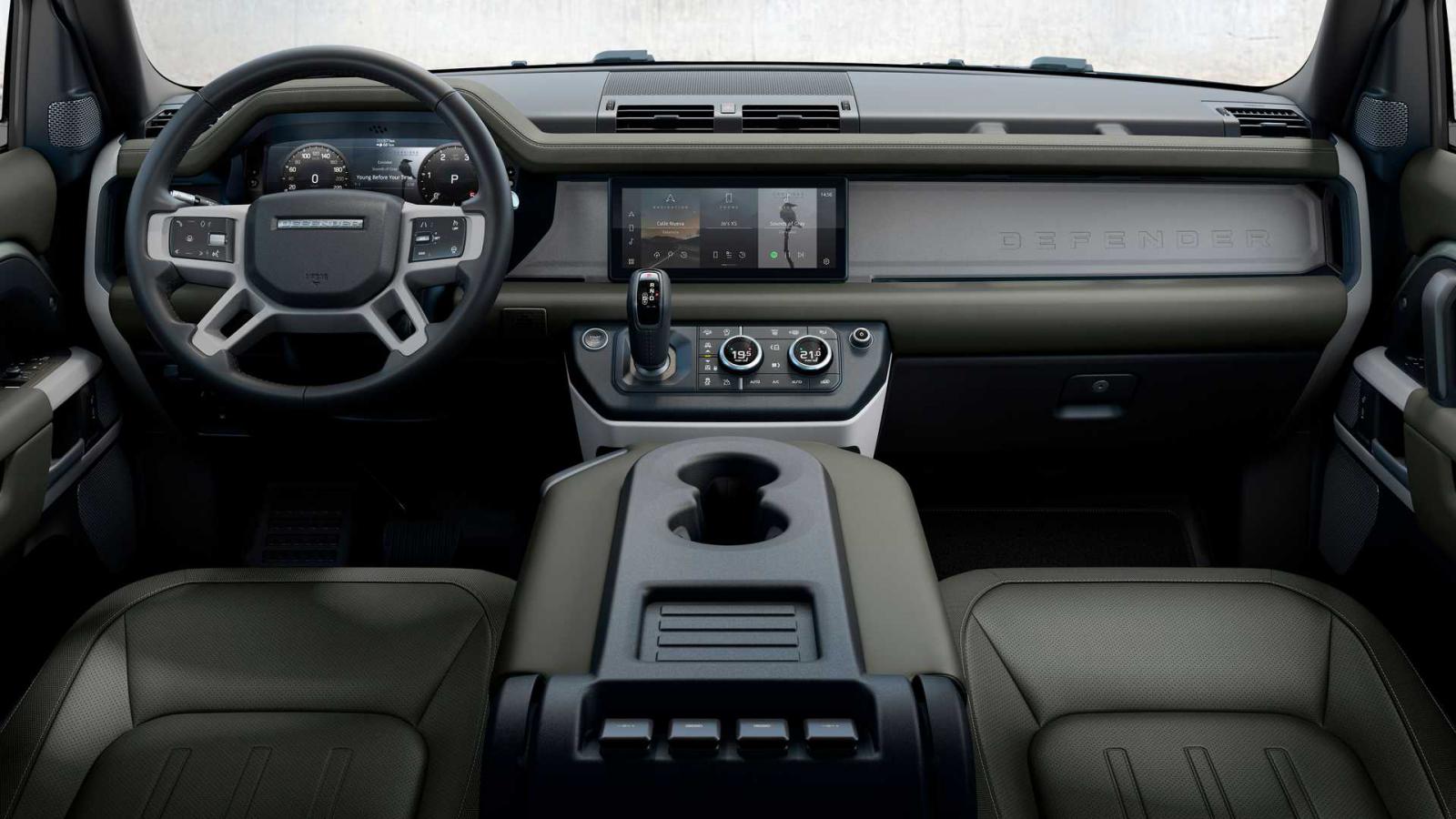 Land Rover Defender - top 10 ô tô có nội thất đẹp nhất 2021